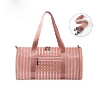 Customized Large Capacity Stripe Waterproof Beach Tote Bag Pvc Shoulder Weekender Bag Women Travel Sports Fitness Duffel Handbag